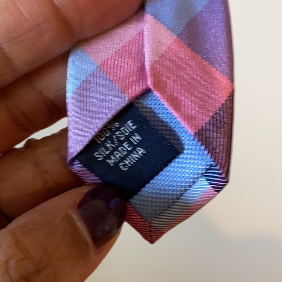 Tommy Hilfiger tartan silk tie - Picture 3 of 3